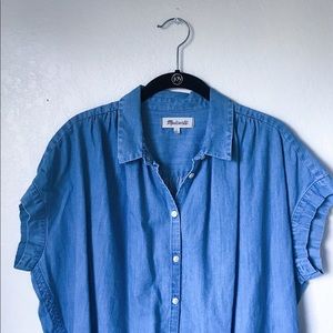 Madewell Chambray shortsleeve button up
